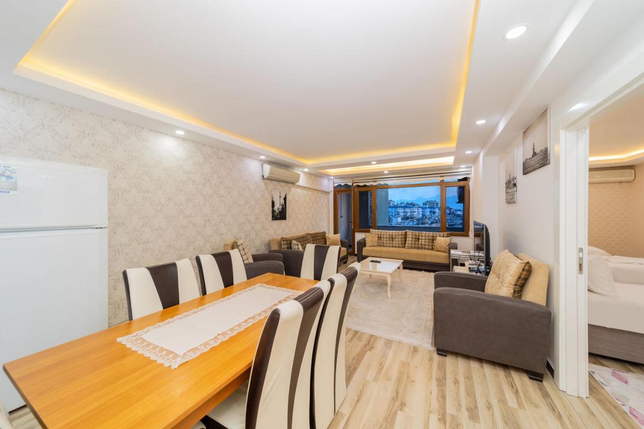 Flat Near Markantalya Mall In Muratpasa Apartament